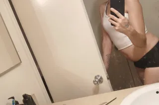 Scratch my back and I'll definitely scratch yours💦💥🥰😃 - Image 9