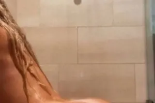 Blonde playmate 👩‍🦳🎀 outcalls ... - Image 1