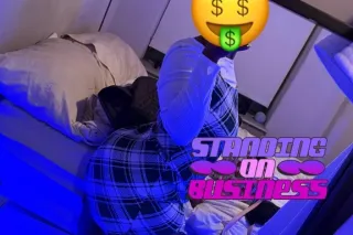 want a bomb ass nut hit me up ... - Image 2