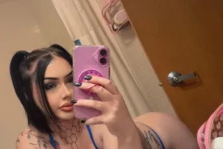 🎀LAST DAY HERE!! German American Temptress-Curves Made for Sin, Lips Made for Pleasure 🦋 CATCH ME WHILE IM IN TOWN 💋 - Image 11