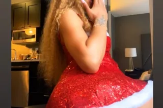 1 Night ONLY🍭The Perfect Treat... - Image 3