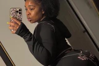 Chi 🩷 - 27 - Image 1