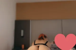 Pretty face 😍 Thick asf 🍑 👅💦💦 - Image 6