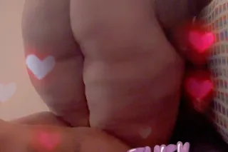 So juicy 💕💦😍Chocolate big boot... - Image 3