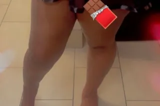 So juicy 💕💦😍Chocolate big booty 💦💕🍫hmu - Image 5