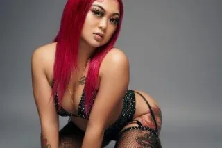 Beautiful and Petite Asian Mam... - Image 1