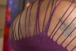 im taking in calls and outcall... - Image 3