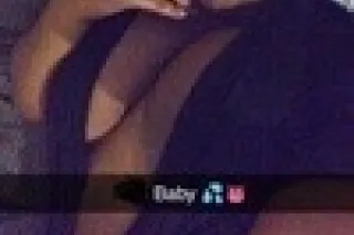 Spontaneous✨Elegant & Full Of ... - Image 1