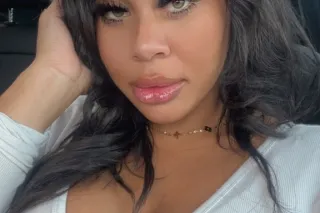 come stay warm with a THICK go... - Image 1