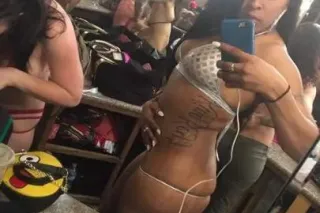 Petite Funsize Bombshell 🥰😏 - ... - Image 2