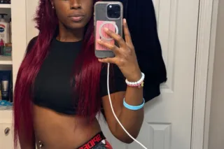 fine and sexyy i can satisfy a... - Image 1