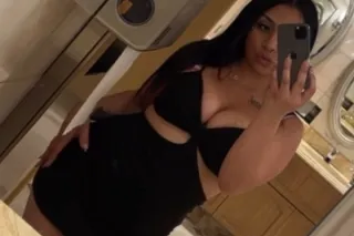 short latina milf - Image 4