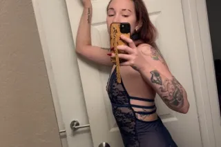 💦Thirsty Thursday💦 - 28 - Image 1