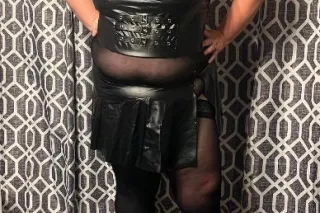 Ready to play with me - Image 8