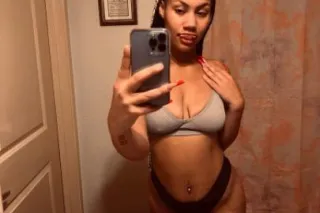 Lets have some fun babes 😝 - 2... - Image 4