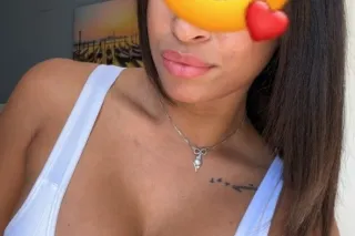 Hola mis amores 💗soy una chica... - Image 1