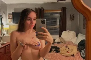 Hey daddy come see me baby.I'm... - Image 1