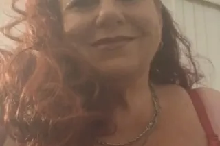 come kiss these full lips - Image 6