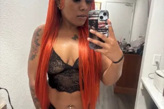 5'3 thick goddess Cum see how ... - Image 3