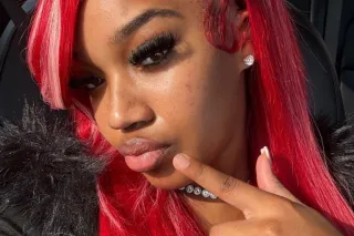 Guranteed Satisfaction 🫦 - 23 - Image 3