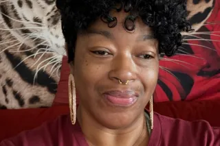 Pretty Goldie - 48 - Image 1