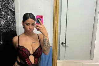 i sell content Dominican & Venezuelan mami 🥴💘🪩 - Image 5