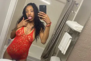 𝓟𝓻𝓮𝓽𝓽𝔂 𝓟𝓮𝓽𝓲𝓽𝓮, 𝑬𝑩𝑶𝑵𝒀 𝑫𝑶𝑳𝑳 😻🏆𝟏𝟎... - Image 1