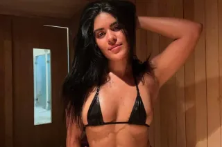 Latina hermosa nueva en tu area estoy con mi amiga hoy conocela trioo bb - Image 4