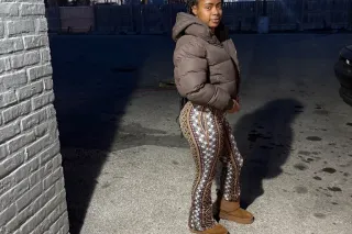 Sky the masseuse Zeus - 23 - Image 1