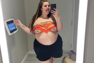 Estoy disponible😘 Your fav BBW... - Image 1