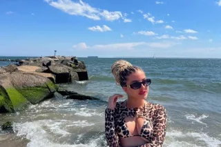 Sexy Petite Treat Ready too Pl... - Image 2