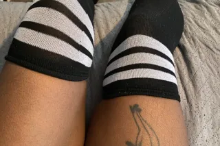 Afternoon specials available now !! Let me cream on you while you nut for me daddy let me be your nasty slut 💪🏽😘💯😩Incalls & outcalls available lyft or uber crazy specials , content creating , dates & more !! - Image 9