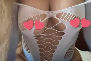 Big boobie & booty Natural blonde. Freaky! New girl here - Image 8