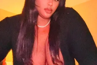 HO! HO ! Ho! come jingle ur way to my place !🎄🌲🎅🎅im waitin for u ! let me sit on ur lap!!!🎅🎅🎅 - Image 1