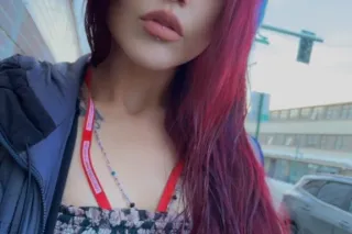 Sexy Kitten with a Killer Body... - Image 2