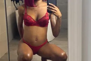 🌹PETITE CHOCOLATE PLAYMATE CLA... - Image 1