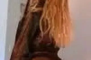 Ms. Pretty Pussy back in town ... - Image 4