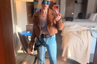 Highly intelligent and sexual ... - Image 1