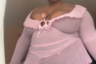 Discreet Meets💋 Thick Pretty a... - Image 1