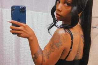 I’m sweet with a wild side 😉💋W... - Image 4