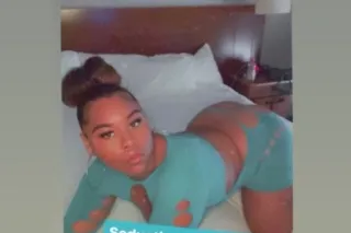 HAPPY HOLIDAYS 🎄catch me while... - Image 4