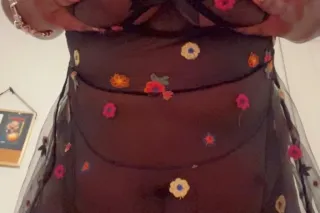 ✨ 21+ Companion Available – Fu... - Image 1