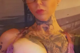 deep throught queen 👑 quenn of the universe - Image 7