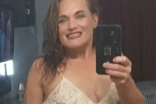 hot and ready - 46 - Image 1