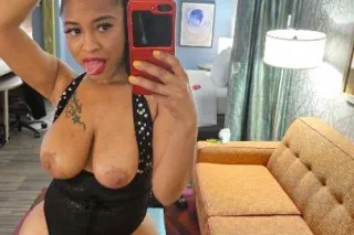 Hello Boys 🤩I'm Ready To Have Some Hot Fun💦🍆🌹 Love to Suck you Dry 👅 Party girl/ Available 24/7 - Image 11