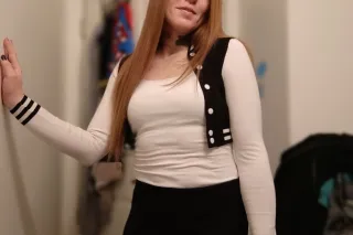 Wednesday's Little Temptation ... - Image 1