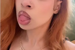 sweet like honey 🍯🐝pretty petite lightbright ready to play😻💦 - Image 1