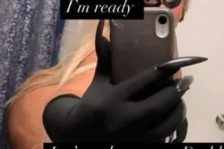 Put that🍆 dick in my neck🤤🤤CONEY ISLAND Throat hugger👅👅 throat & go - Image 9