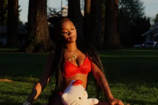 PETITE YOUNG BODY ISLANDER CUM SEE ME 🤗💦 - Image 2