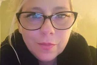 💅BUSTY BLONDE BLUE EYES OUT CA... - Image 2